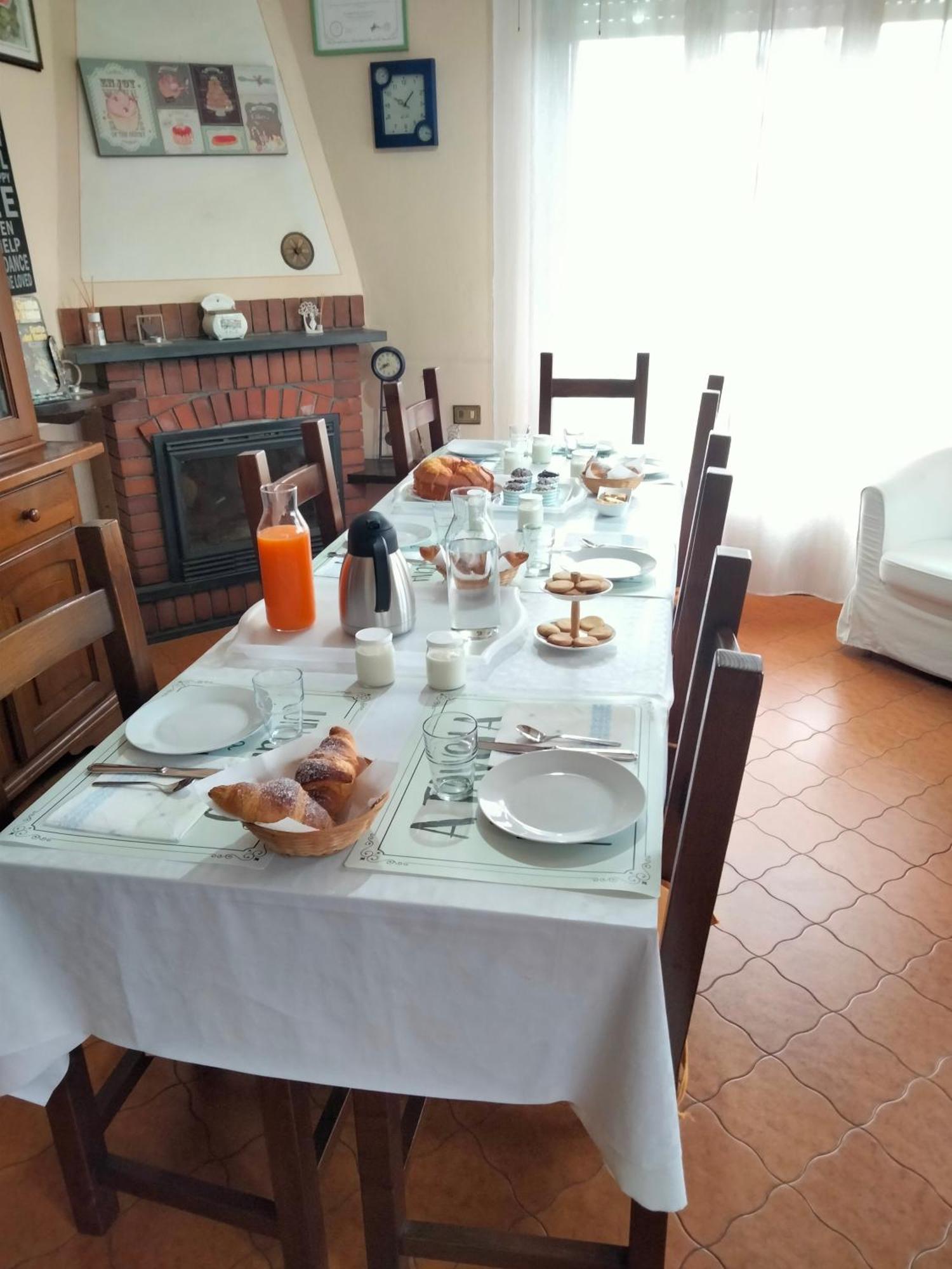 B&B Le Mi' Cocche Capannori Exterior foto